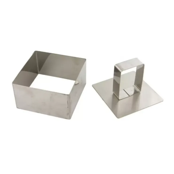 Outlet Cerf Dellier 4 Carres A Patisserie + Poussoir H 4 Cm