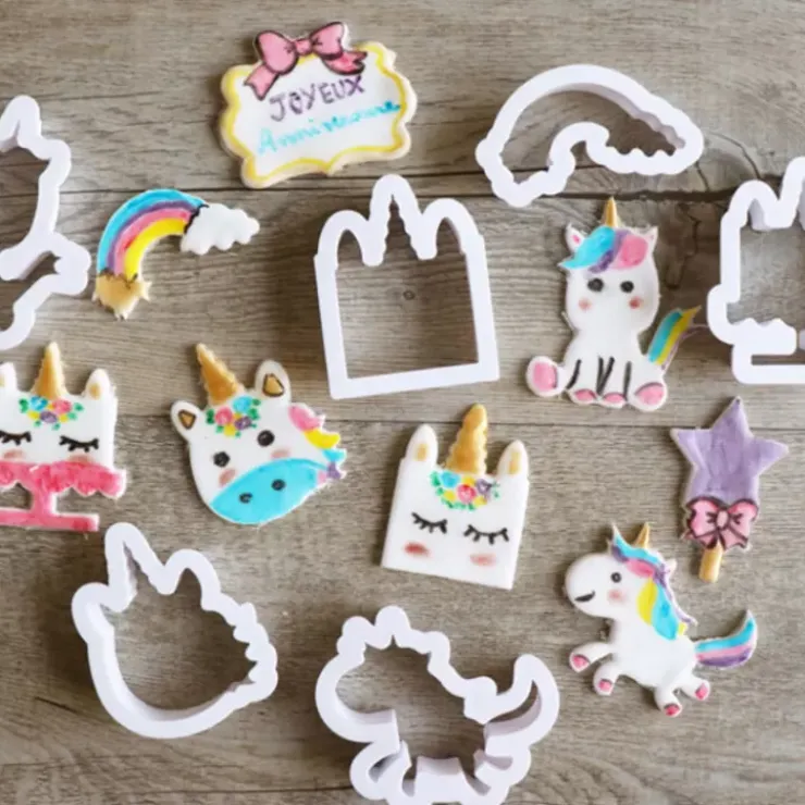 Outlet Cerf Dellier Découpoirs Licorne Assortis (X 8)